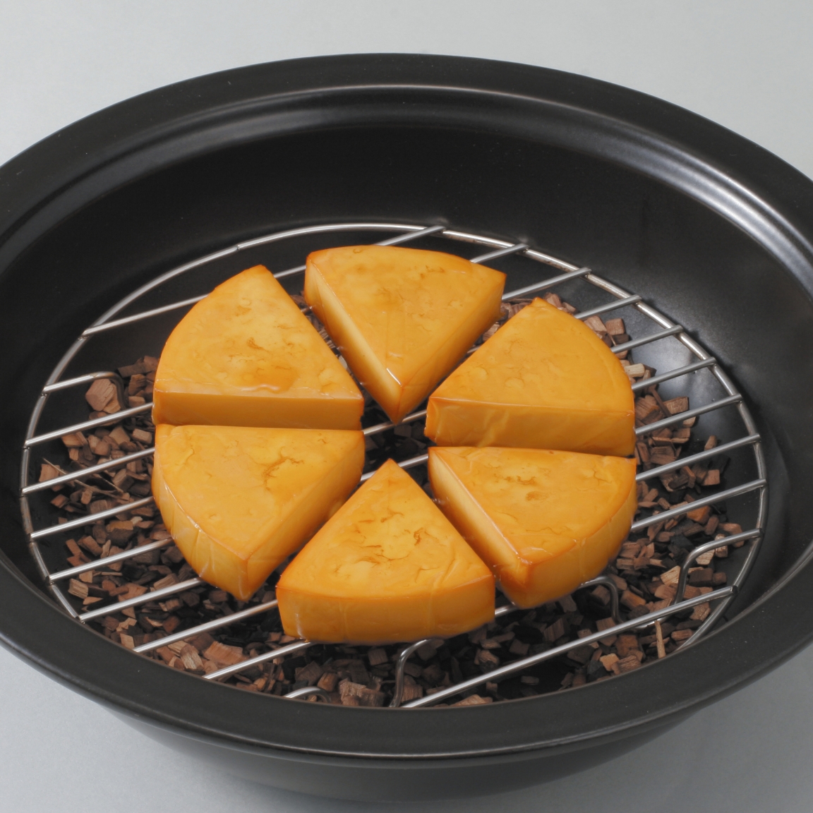 スモークチーズ | TOCERAM／有限会社 東彼セラミックス Webサイト